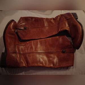 Price dropped TODAY only!!! $50 Women's The Frye Company boots